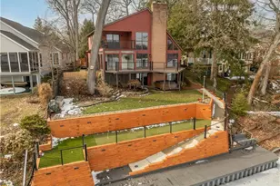 4387 Point Comfort Dr, New Franklin, OH 44319 - Photo 3