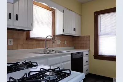 212 Curry Place, Youngstown, OH 44504 - Photo 17