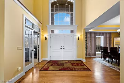 2828 Steelwood Circle, Akron, OH 44312 - Photo 5