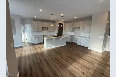 3790 Golden Wood Way, Green, OH 44685 - Photo 3