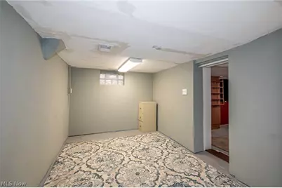 1845 Seattle Street, Cuyahoga Falls, OH 44221 - Photo 35