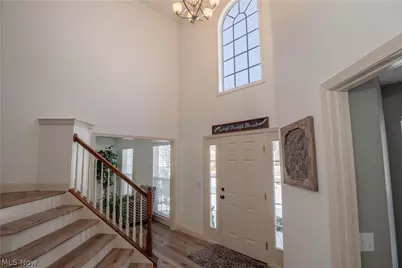 4690 Quincy Drive, Akron, OH 44321 - Photo 5