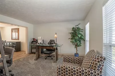 4690 Quincy Drive, Akron, OH 44321 - Photo 7