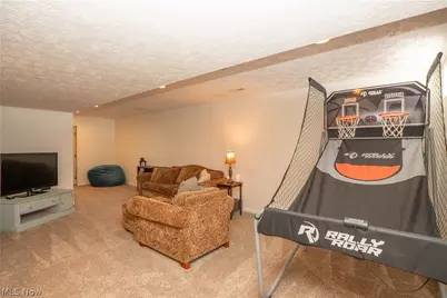 4690 Quincy Drive, Akron, OH 44321 - Photo 35