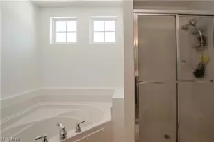 4690 Quincy Dr, Akron, OH 44321 - Photo 29