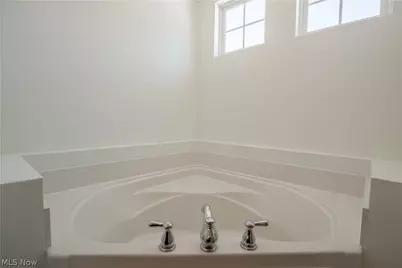 4690 Quincy Drive, Akron, OH 44321 - Photo 27