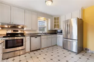 240 Sand Run Rd, Akron, OH 44313 - Photo 17