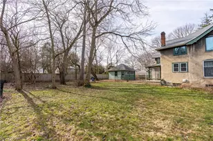 1568 W Exchange St, Akron, OH 44313 - Photo 5