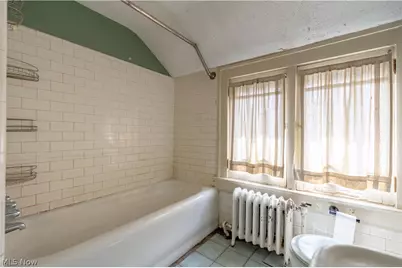 1568 W Exchange Street, Akron, OH 44313 - Photo 29