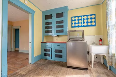 1568 W Exchange Street, Akron, OH 44313 - Photo 27