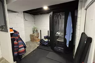 1717 Harvard Ave NW, Canton, OH 44703 - Photo 15