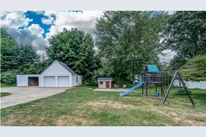 1717 Harvard Avenue NW, Canton, OH 44703 - Photo 3