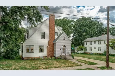 1717 Harvard Avenue NW, Canton, OH 44703 - Photo 1