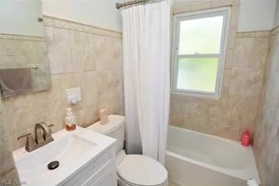 32113 Dickerson Road, Willowick, OH 44095 - Photo 17