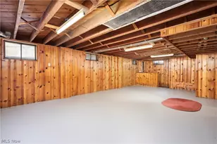 507 E Ford Ave, Barberton, OH 44203 - Photo 13