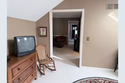 2142 Pearce Circle, Salem, OH 44460 - Photo 11