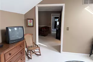 2142 Pearce Cir, Salem, OH 44460 - Photo 11