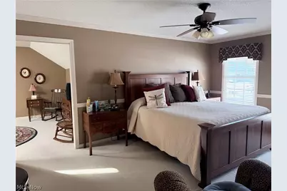 2142 Pearce Circle, Salem, OH 44460 - Photo 9