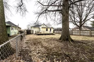 107 37th St, Vienna, WV 26105 - Photo 23