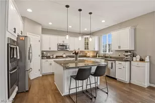 32895 Rebecca Ln, Avon Lake, OH 44012 - Photo 9