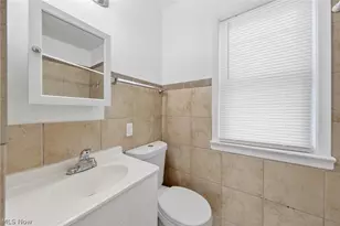 20705 Hansen Rd, Maple Heights, OH 44137 - Photo 11