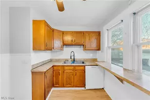 1145 E 167th St, Loveland, OH 44110 - Photo 9