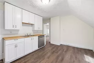 1978 W 93rd St, Loveland, OH 44102 - Photo 7