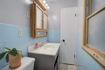 13375 Kathleen Drive, Brookpark, OH 44142 - Photo 17