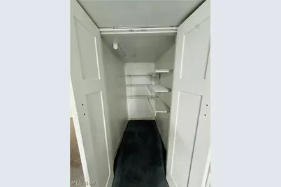 11806 Farringdon Avenue, Loveland, OH 44105 - Photo 35