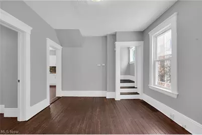 1528 Newman Avenue, Oakwood, OH 44107 - Photo 5