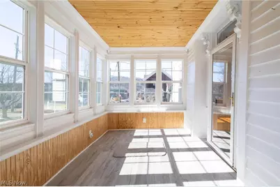 165 9th Street, Wellsburg, WV 26070 - Photo 7