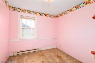 165 9th St, Wellsburg, WV 26070 - Photo 31