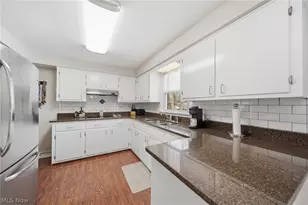 2525 Hollyview Ave NE, Canton, OH 44721 - Photo 15