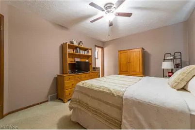 380 Orchardview Road, Green Hills, OH 44131 - Photo 25