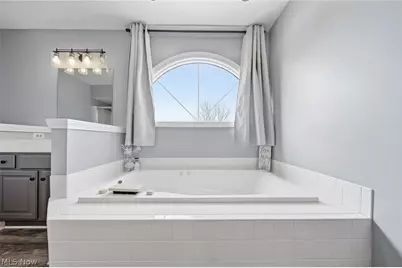 5609 Oakridge Drive, Louisville, OH 44641 - Photo 31