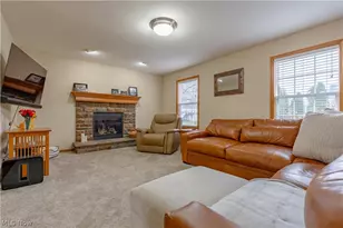 331 Harmon St SW, North Canton, OH 44720 - Photo 7