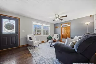 2776 Brouse St NW, Uniontown, OH 44685 - Photo 3