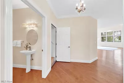 1880 Bradford Pointe Lane, Akron, OH 44313 - Photo 11