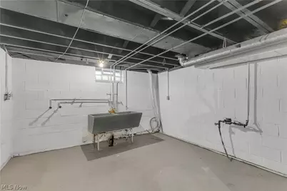 10970 Aaron Drive, Parma, OH 44130 - Photo 17