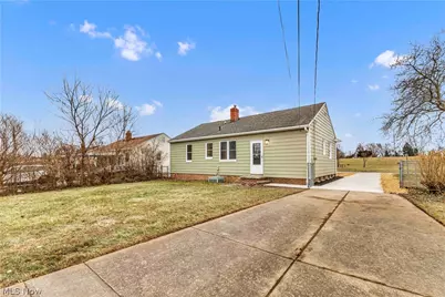 10970 Aaron Drive, Parma, OH 44130 - Photo 23