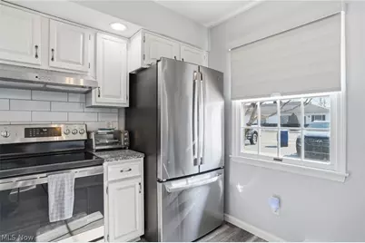 721 Creekside Drive, Huron, OH 44839 - Photo 7