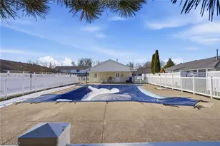 721 Creekside Dr, Huron, OH 44839 - Photo 29
