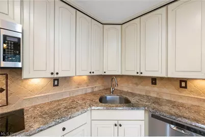 17310 Otani Court, Strongsville, OH 44136 - Photo 11