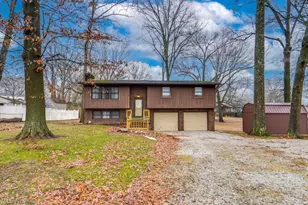 1510 Woodland Dr, Uniontown, OH 44685 - Photo 1