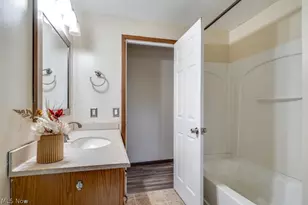 1510 Woodland Dr, Uniontown, OH 44685 - Photo 23