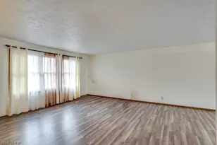 1510 Woodland Dr, Uniontown, OH 44685 - Photo 7