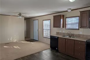 230 Cedar Brook Dr, Elyria, OH 44035 - Photo 3