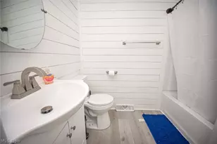 861-863 S Court St, Medina, OH 44256 - Photo 15