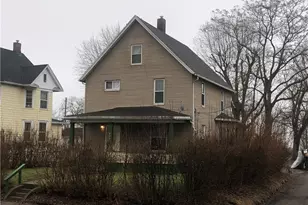 822 Highland Rd NE, Canton, OH 44704 - Photo 1