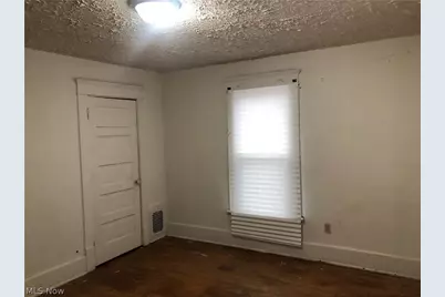 822 Highland Road NE, Canton, OH 44704 - Photo 25